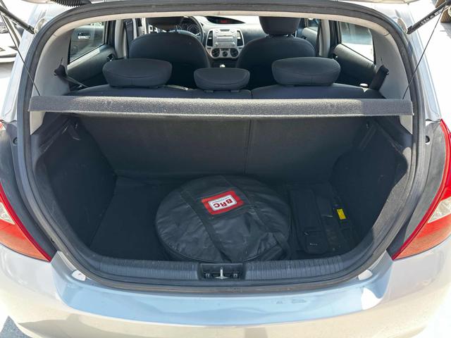 HYUNDAI i20 usata 20