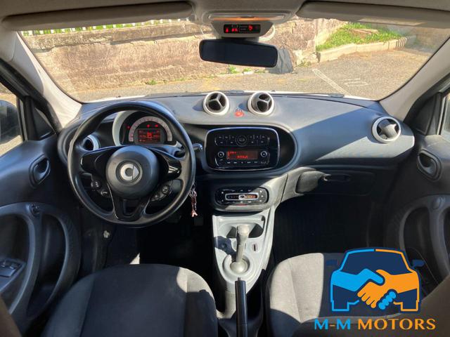 SMART ForFour usata, con USB
