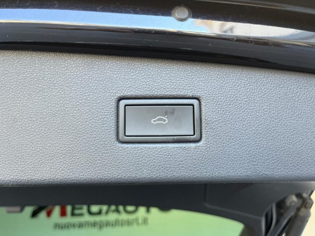 VOLKSWAGEN Tiguan usata, con Climatizzatore