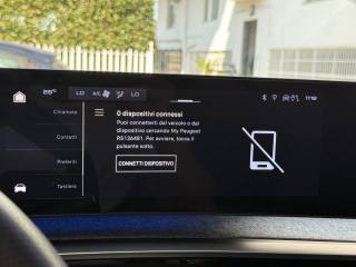 PEUGEOT 3008 usata, con Sensori di parcheggio anteriori