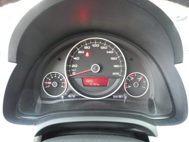 SEAT Mii usata, con Autoradio
