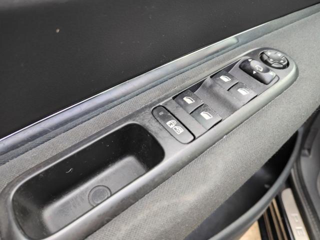 PEUGEOT 5008 usata, con Servosterzo