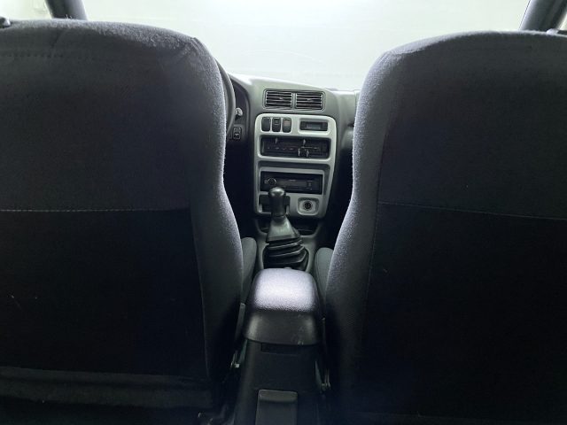 MAZDA 323 usata 26