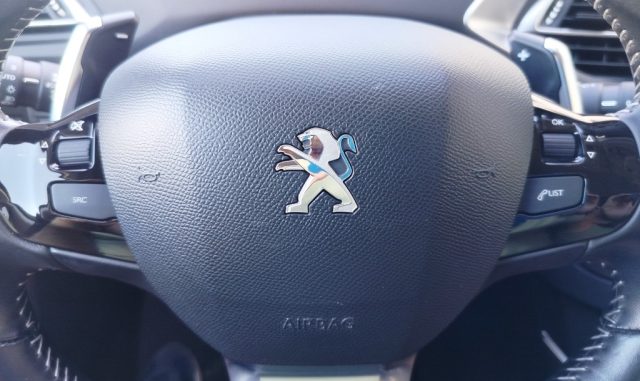PEUGEOT 308 usata, con Bluetooth