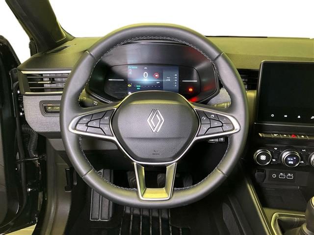 RENAULT Clio usata, con Sensori di parcheggio posteriori