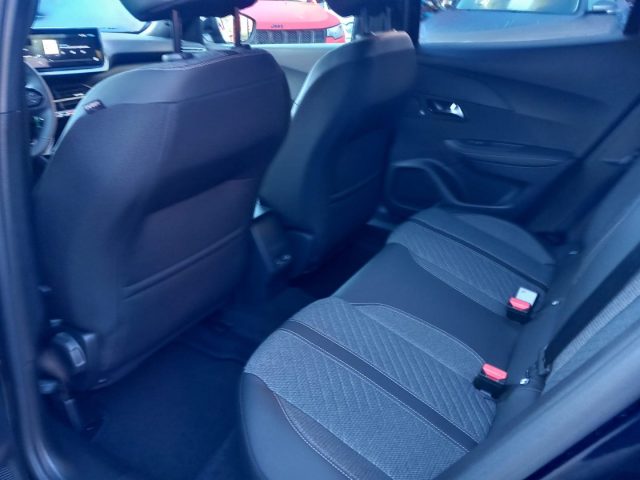 PEUGEOT 2008 usata, con Autoradio digitale