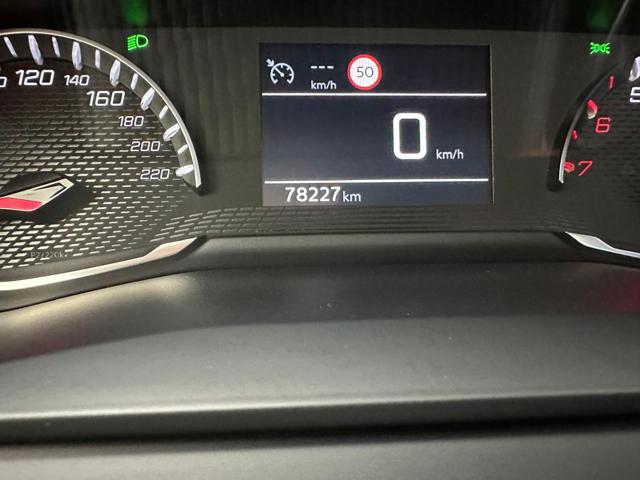 PEUGEOT 2008 usata 25