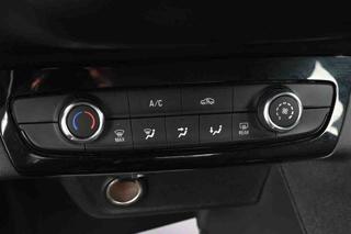 OPEL Corsa usata, con USB
