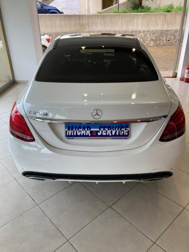 MERCEDES-BENZ C 250 usata, con Cerchi in lega