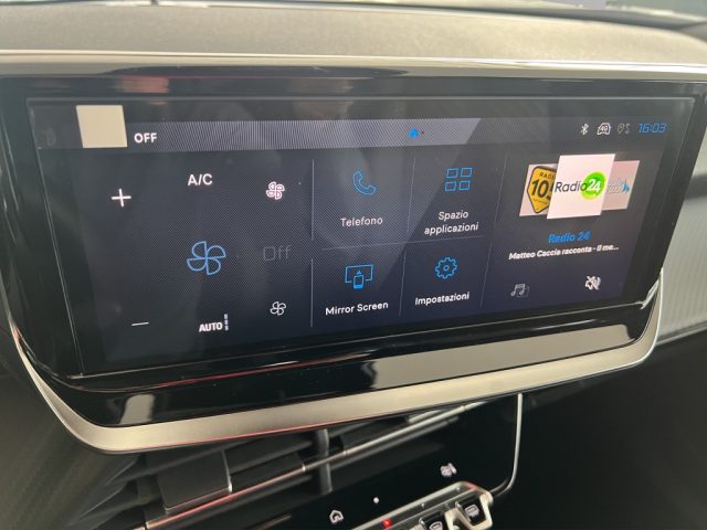 PEUGEOT 2008 usata, con Fari LED
