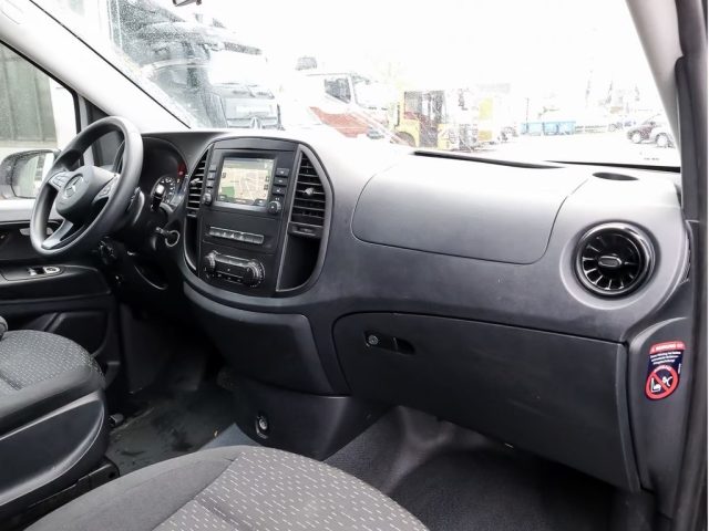MERCEDES-BENZ Vito usata, con Cronologia tagliandi