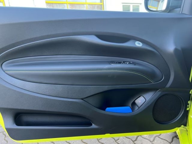 ABARTH 500e usata, con Climatizzatore