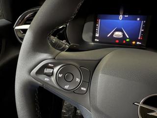 OPEL Corsa usata, con Park Distance Control