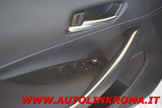 TOYOTA Corolla usata, con Sedili riscaldati