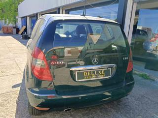 MERCEDES-BENZ A 180 usata, con Alzacristalli elettrici
