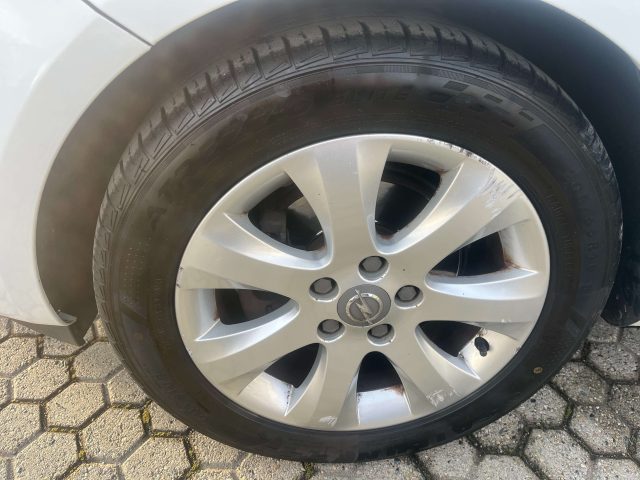 OPEL Meriva usata, con Volante in pelle