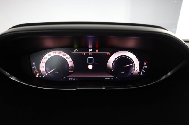 PEUGEOT 3008 usata 6