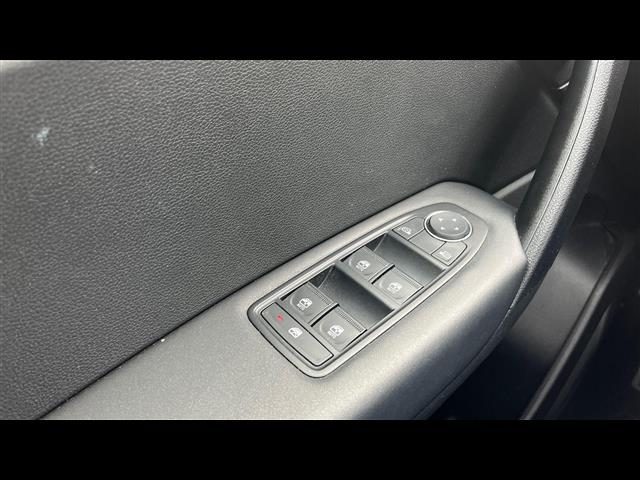 RENAULT Captur usata, con Isofix