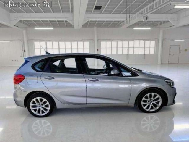 BMW 225 usata, con Autoradio