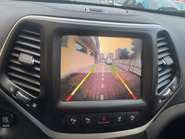 JEEP Cherokee usata, con Boardcomputer