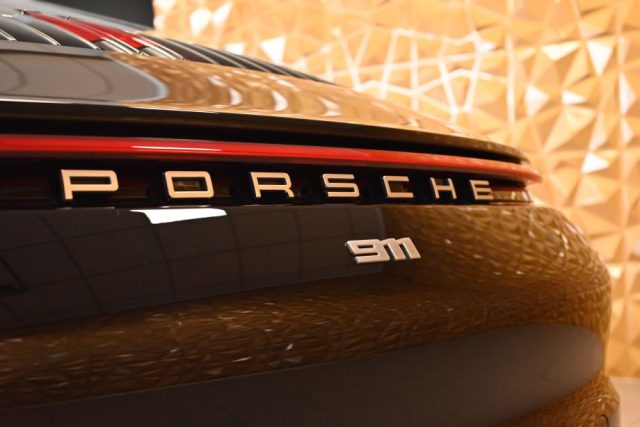 PORSCHE 992 usata 16
