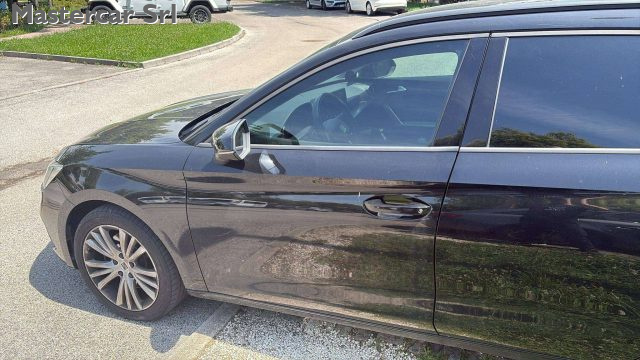 SEAT Leon usata, con Autoradio