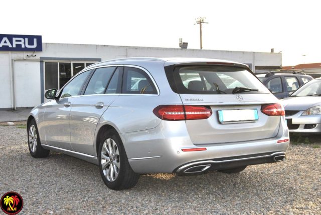 MERCEDES-BENZ E 220 usata, con Climatizzatore