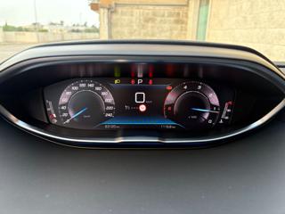 PEUGEOT 3008 usata, con Luci diurne LED