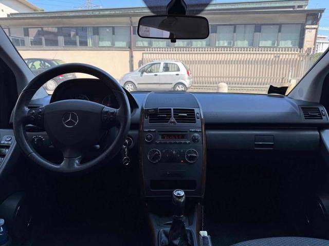 MERCEDES-BENZ A 180 usata, con Cerchi in lega
