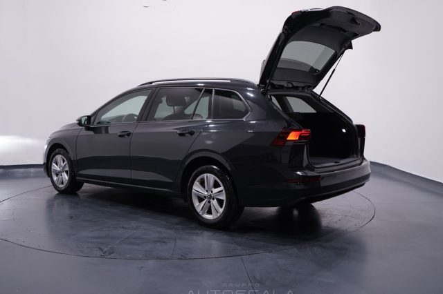 VOLKSWAGEN Golf Variant usata, con Adaptive Cruise Control
