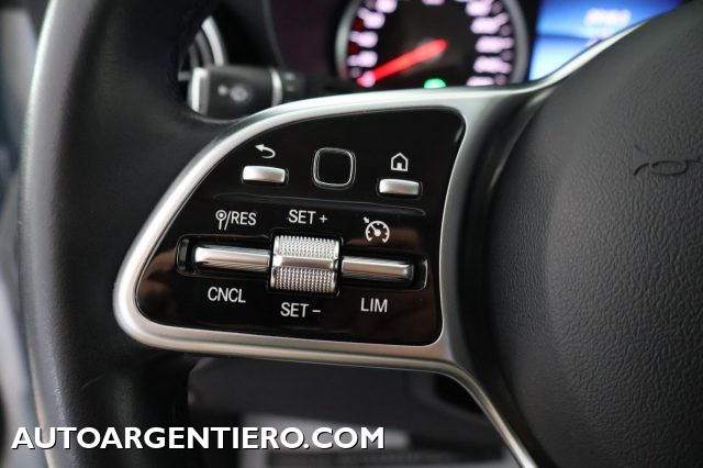 MERCEDES-BENZ GLC 300 usata, con Cronologia tagliandi