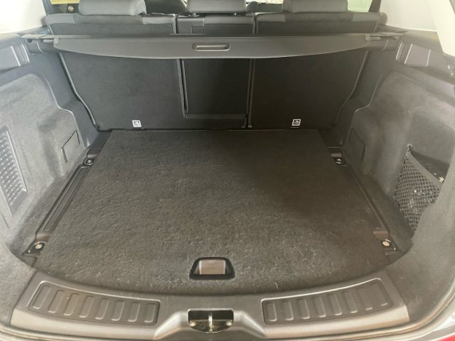 LAND ROVER Discovery Sport usata, con Bluetooth