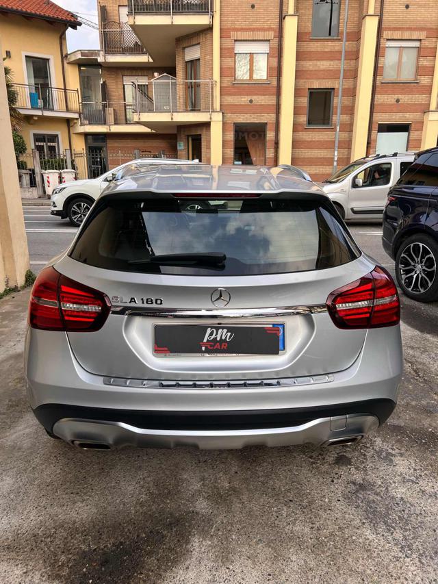MERCEDES-BENZ GLA 180 usata, con Chiusura centralizzata