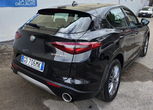 ALFA ROMEO Stelvio usata, con Cerchi in lega
