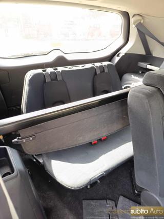 MITSUBISHI Outlander usata, con Airbag testa