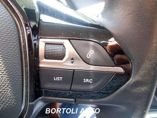 PEUGEOT 2008 usata, con Vivavoce