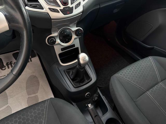 FORD Fiesta usata, con ESP
