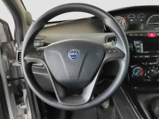LANCIA Ypsilon usata 8