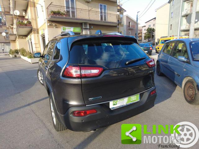 JEEP Cherokee usata, con Alzacristalli elettrici
