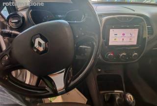 RENAULT Captur usata, con Touch screen