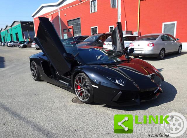 LAMBORGHINI Aventador usata, con Park Distance Control