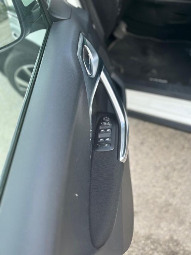 PEUGEOT 208 usata, con Climatizzatore