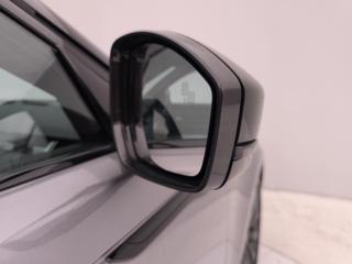 LAND ROVER Range Rover Velar usata, con Hill holder