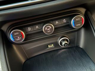 ALFA ROMEO Stelvio usata, con Volante in pelle
