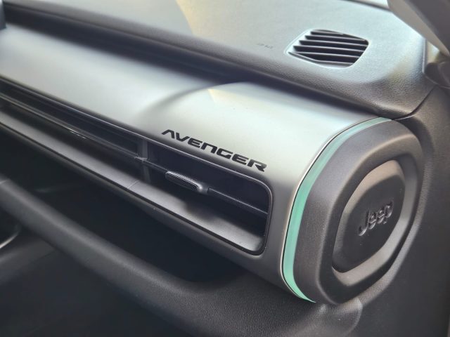 JEEP Avenger usata, con Bracciolo