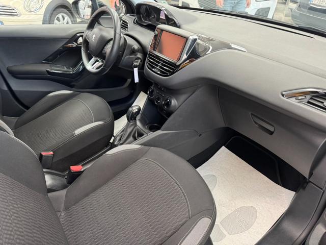 PEUGEOT 208 usata, con Bluetooth