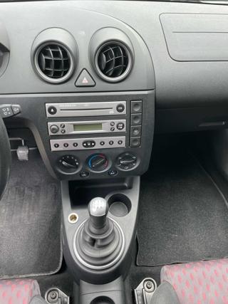 FORD Fiesta usata, con Servosterzo