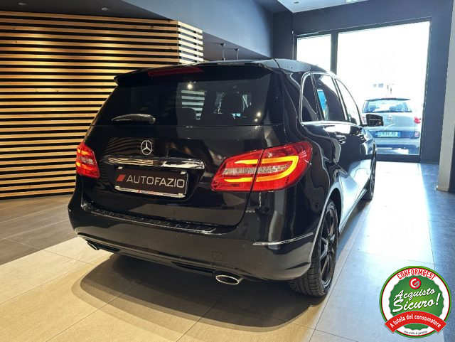 MERCEDES-BENZ B 220 usata, con Park Distance Control