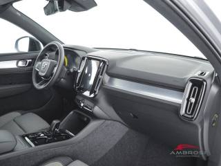 VOLVO XC40 usata 11