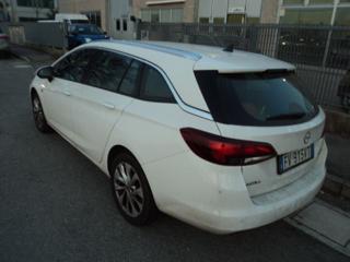 OPEL Astra usata, con Airbag